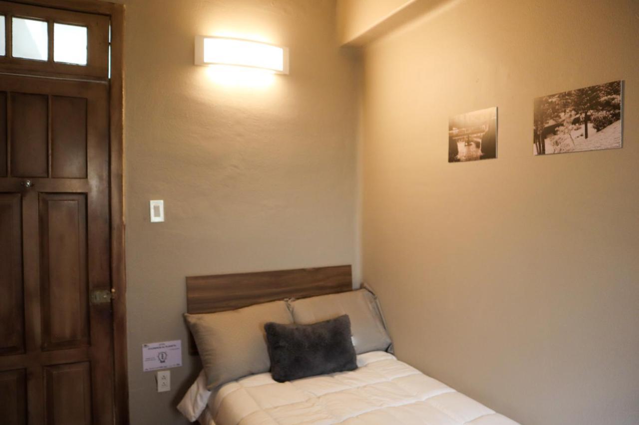 Frontera 49 Roma Norte Hostal Мехіко Екстер'єр фото