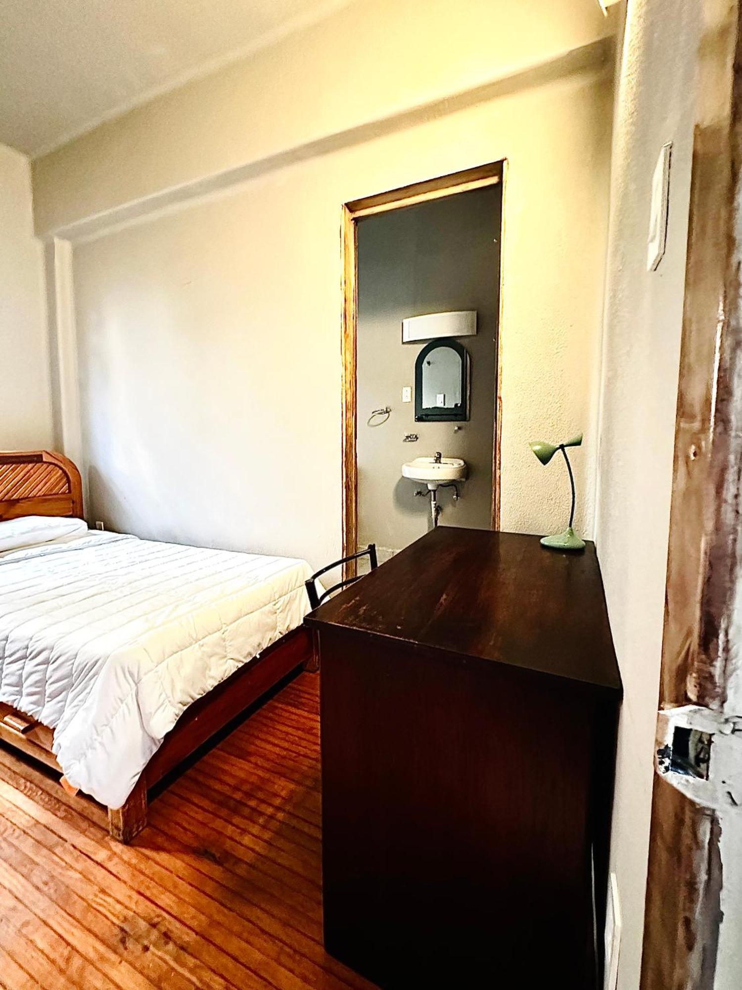 Frontera 49 Roma Norte Hostal Мехіко Екстер'єр фото